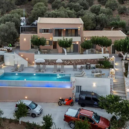 Alexandras's Mansion * Agia (Chania, Crete)
