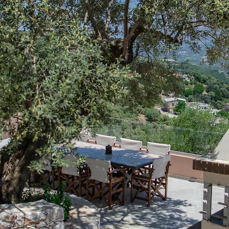 Alexandras's Mansion Villa